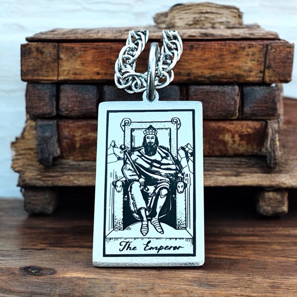 🆕The Emperor Three Ring Tarot Card Pendant Necklace Stainless Steel